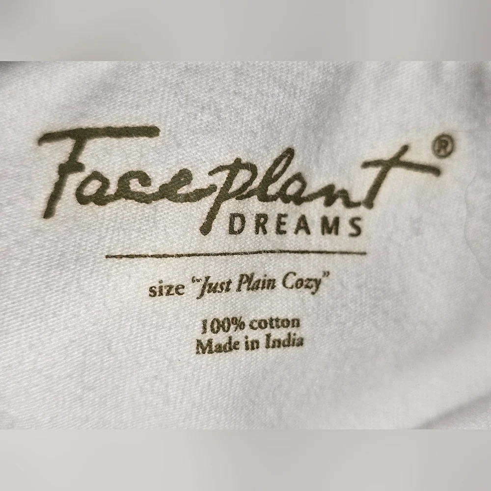 Like New Faceplant Dreams 100% Cotton 'Sleeps With Dogs' Night Shirt OSFM - Picture 2 of 10